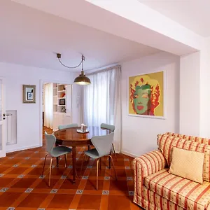 https://apt-parlamento-luxury.it-romehotels.com