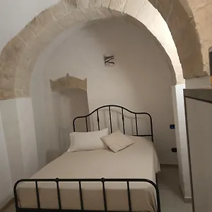 https://dimora-acqua-di-sale.barihotels.org