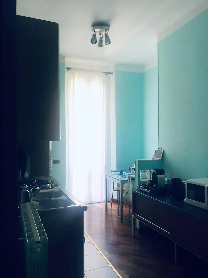 Colorful Apt In Milano Apartamento Itália